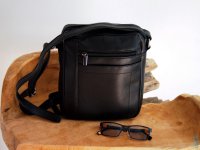 Pánská kožená taška přes rameno černá LB-253, Neus